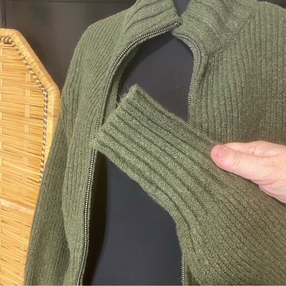 Pink Rose Green Cardigan zip Sweater with Collared Neckline NWT Large cozy olive - Picture 3 of 6